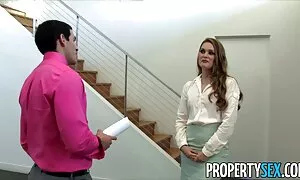 Stanar je gonzo porno film prodro na balkon i zauzeo tijelo zaluđenog stanodavca