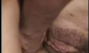 Uhićeni tube porno film nasilnik zajedno s patrolom silovao je službenu Britney Amber