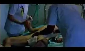 Zahvalni taksist tvrdo je jebao crnku Abigail Ash porno movies stream